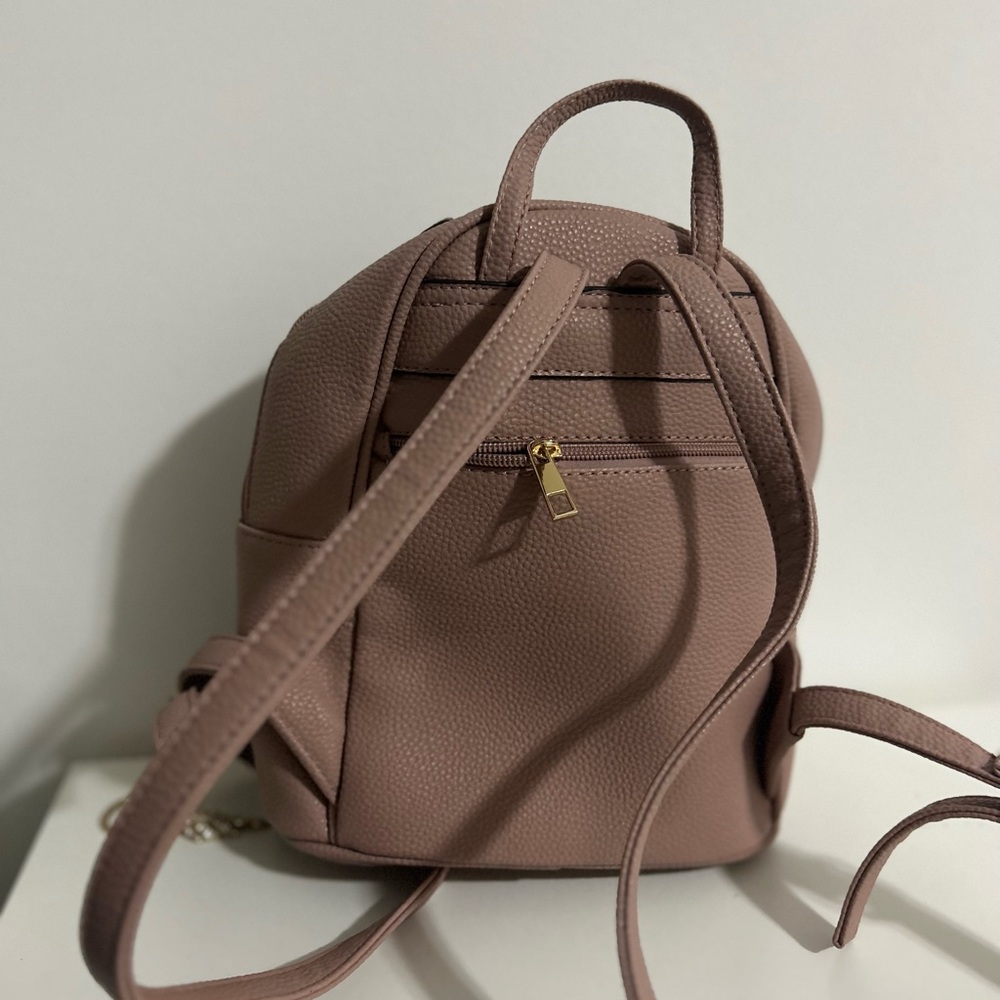Small pink backpack - Picture 4 of 4